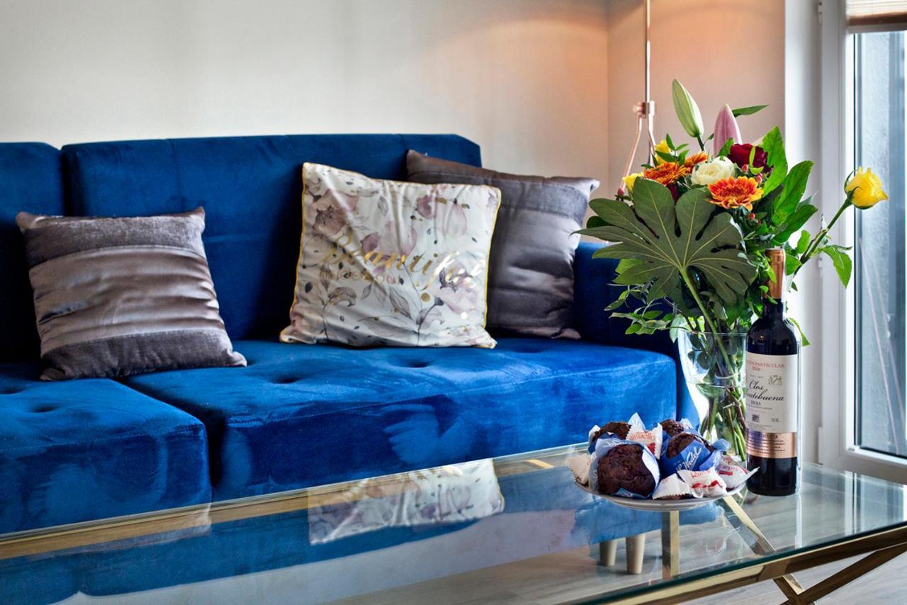 ורשה Prymasa Tysiaclecia - P&O Serviced Apartments מראה חיצוני תמונה