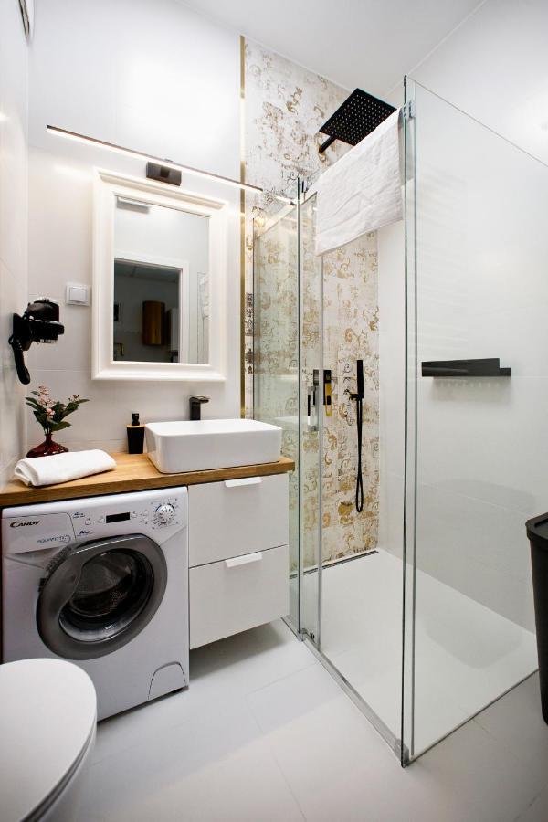 ורשה Prymasa Tysiaclecia - P&O Serviced Apartments מראה חיצוני תמונה