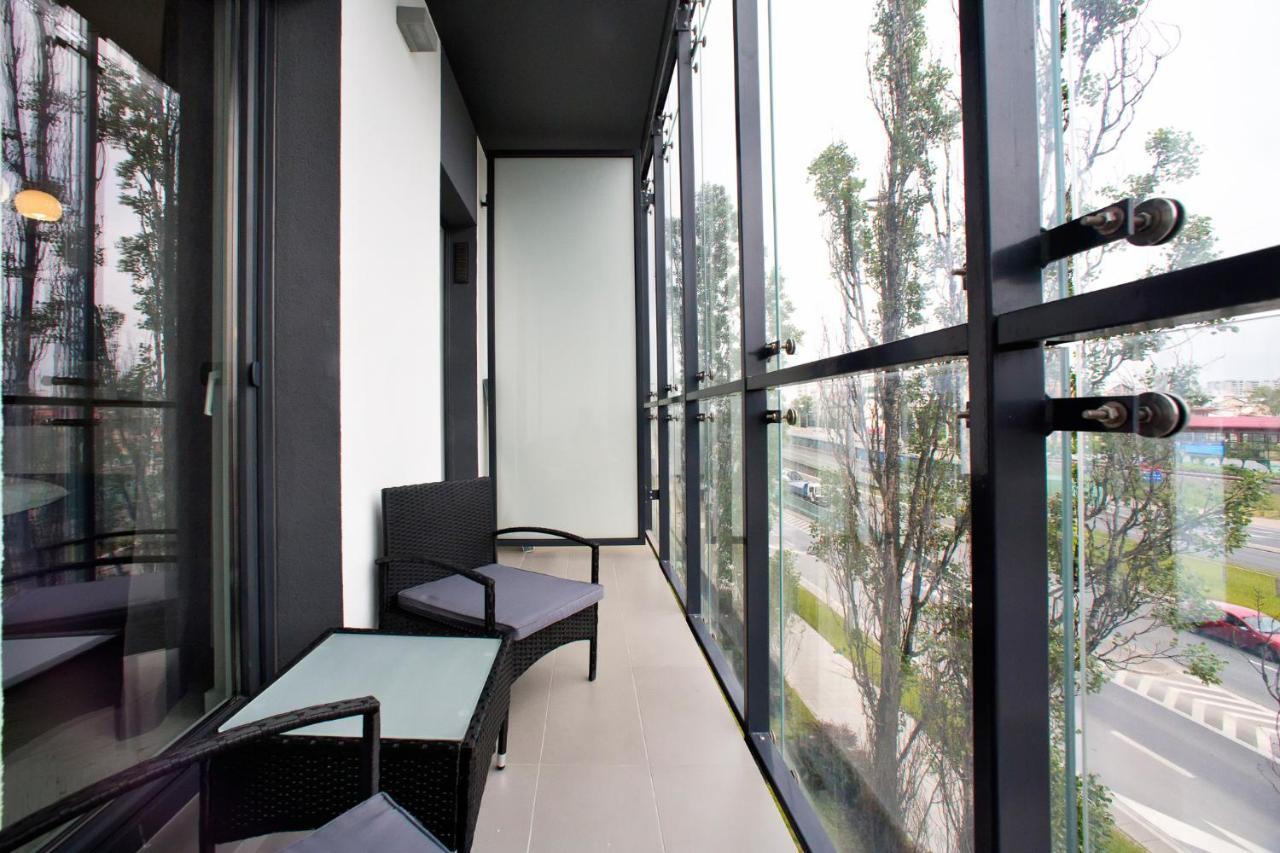 ורשה Prymasa Tysiaclecia - P&O Serviced Apartments מראה חיצוני תמונה